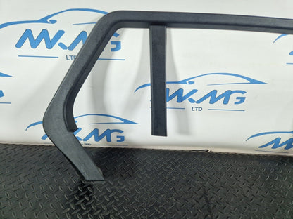 Mercedes-Benz Unknown Part Type A2057370371