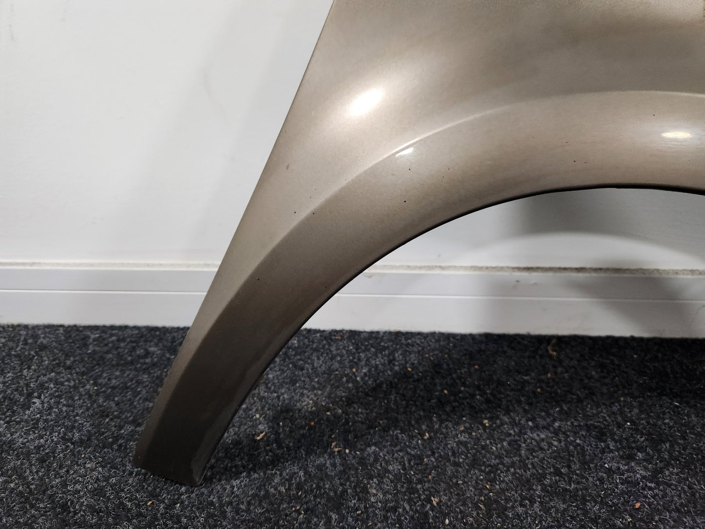 Skoda Yeti MK1- 5L SUV Front Right O/S Driver Wing Fender Panel in Brown 1M/ F8N