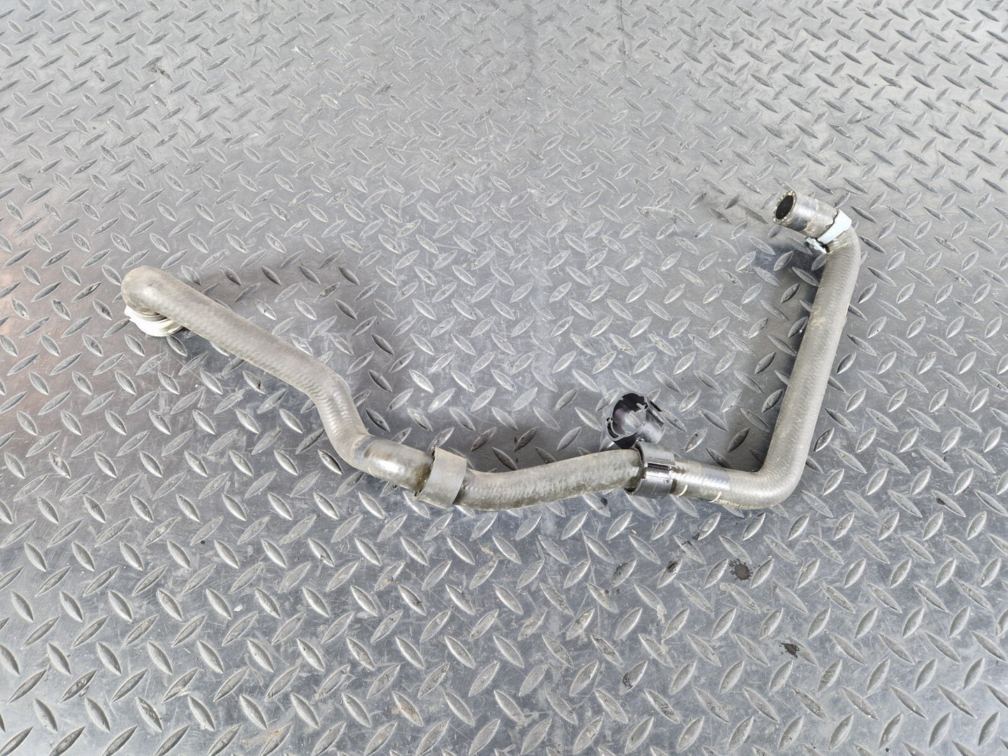 12-17 AUDI Q5 8R GENUINE OEM WATER COOLANT PIPE HOSE LINE 8R0145910B