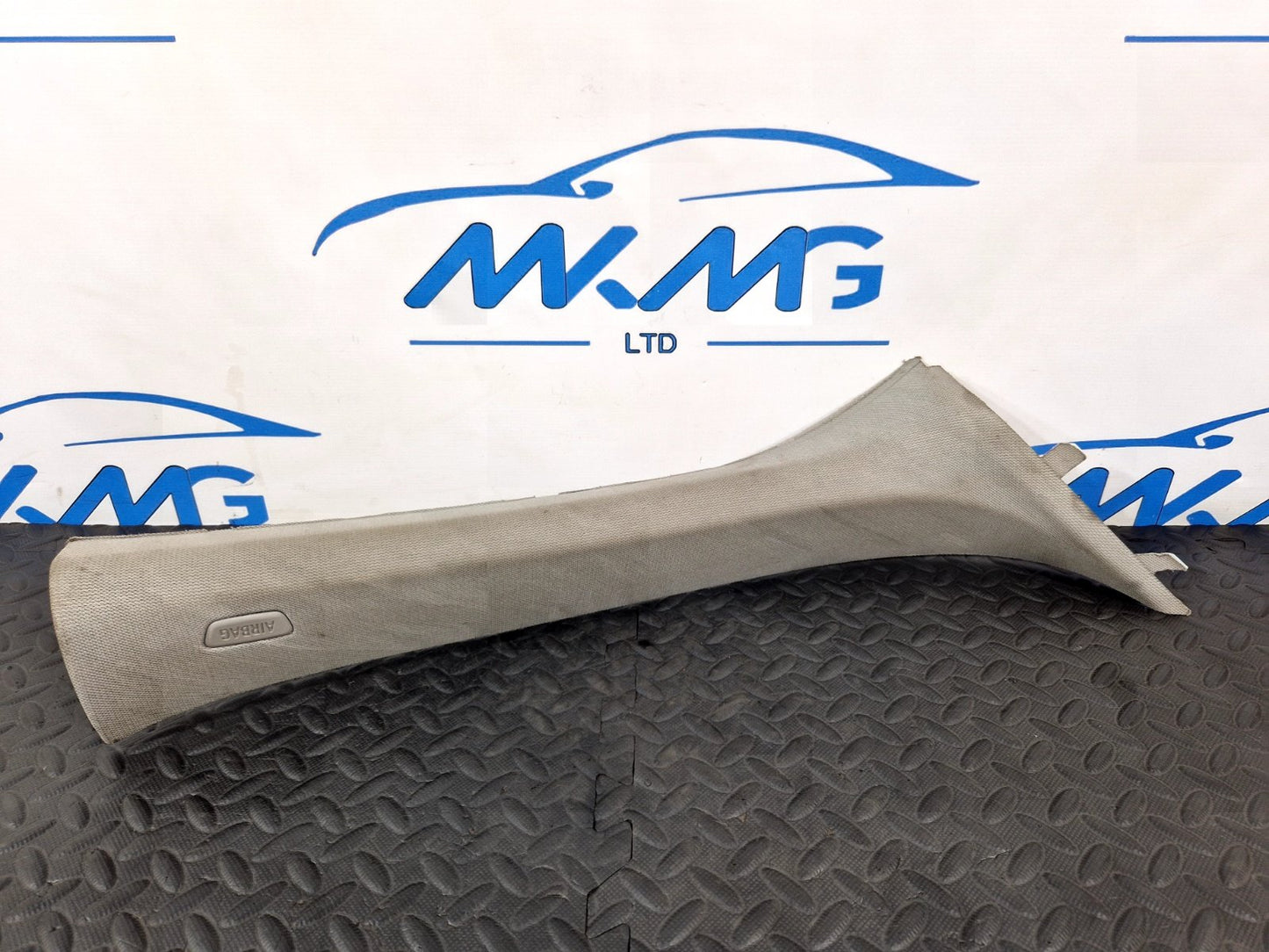 16-22 BMW X1 F48 DRIVER SIDE RIGHT A PILLAR COVER TRIM 7402608