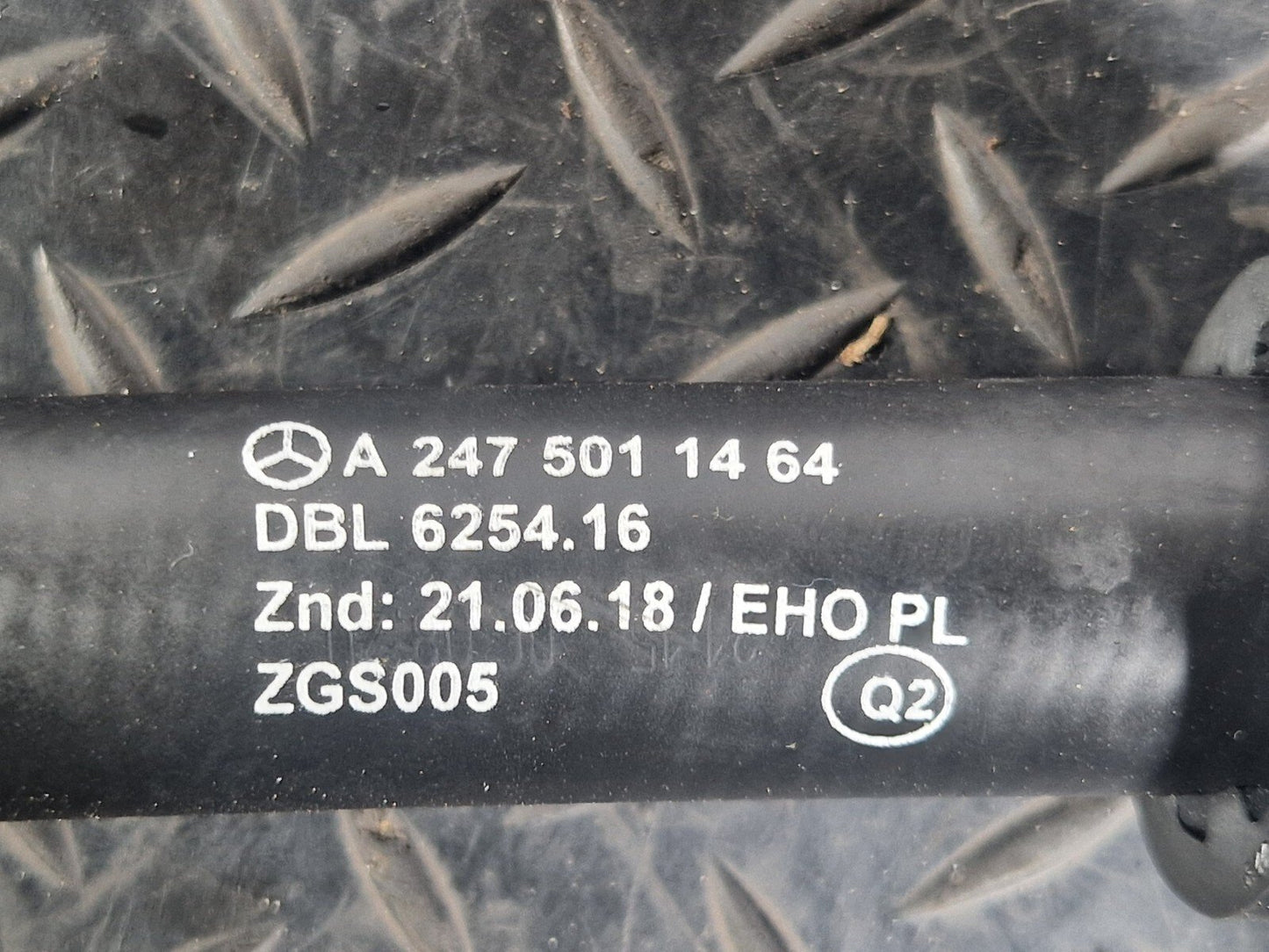 19-ON MERCEDES BENZ A CLASS EQ W177 COOLANT PIPE HOSE A2475011464