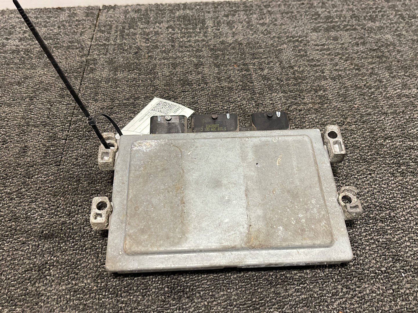 Ford Fiesta MK7 Hatchback Genuine Engine Control Unit Module ECU AV21-12A650-VB