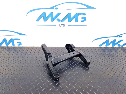 10-18 AUDI A7 4G S-LINE OEM STEERING COLUMN MOUNTING BRACKET 8K2419250