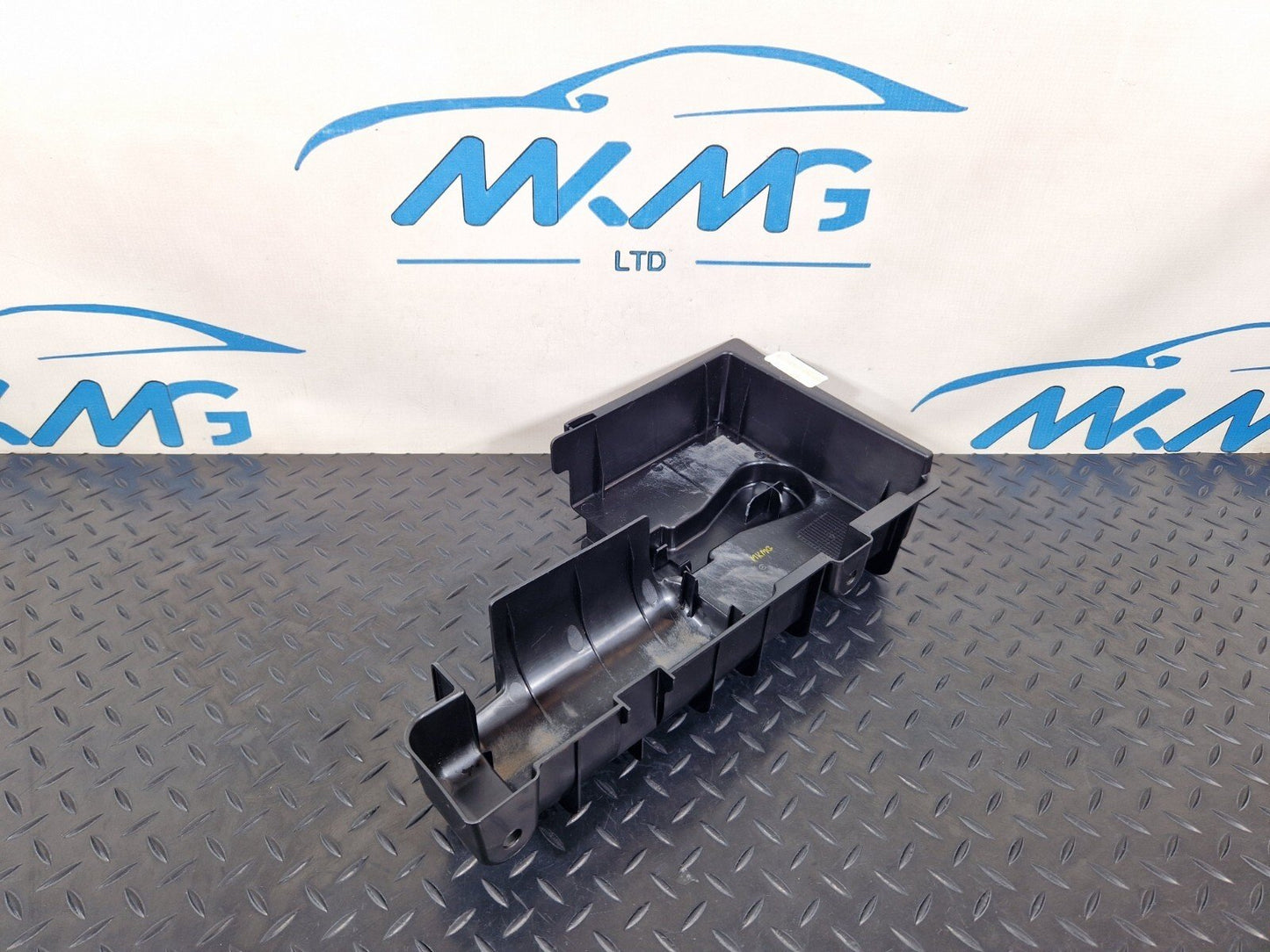 14-21 MERCEDES BENZ W205 GENUINE OEM TRUNK BOOT TOOL STORAGE TRAY A2058990014
