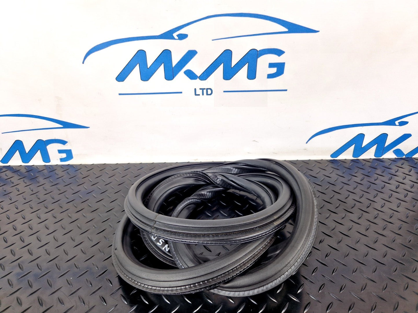16-19 AUDI A4 B9 Rear Right or Left Door Rubber Seal 8W5833721B