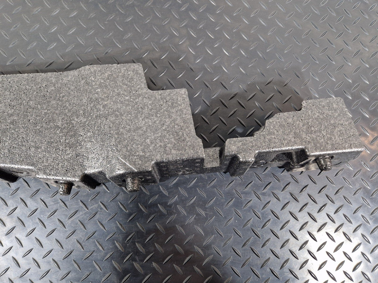 BMW 2 SERIES GRAN TOURER F45 F46 REAR LEFT TRUNK FLOOR SUPPORT FOAM 7327027