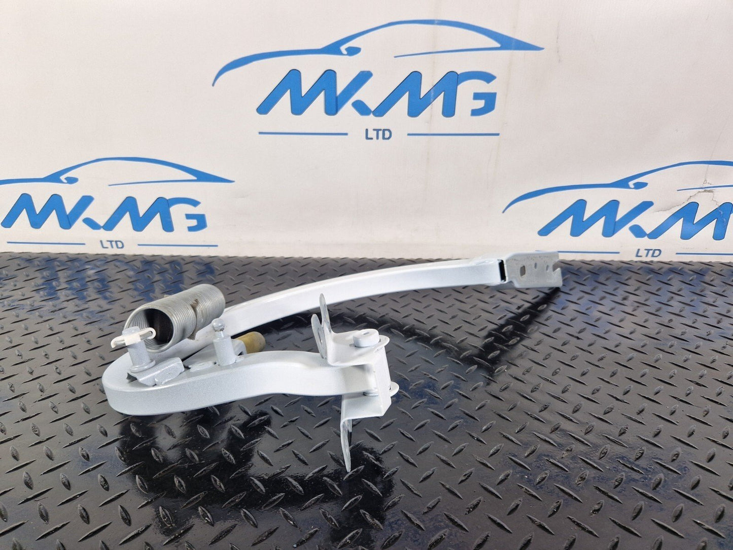 16-23 AUDI S5 COUPE GENUINE REAR TAILGATE BOOTLID HINGE RIGHT SIDE 8W6827302