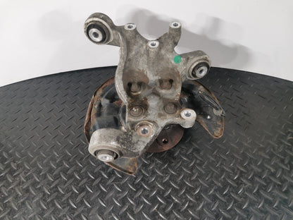 12-18 MERCEDES A B CLA-W176 W246 C117 GENUINE REAR RIGHT O/S WHEEL HUB  A2460406