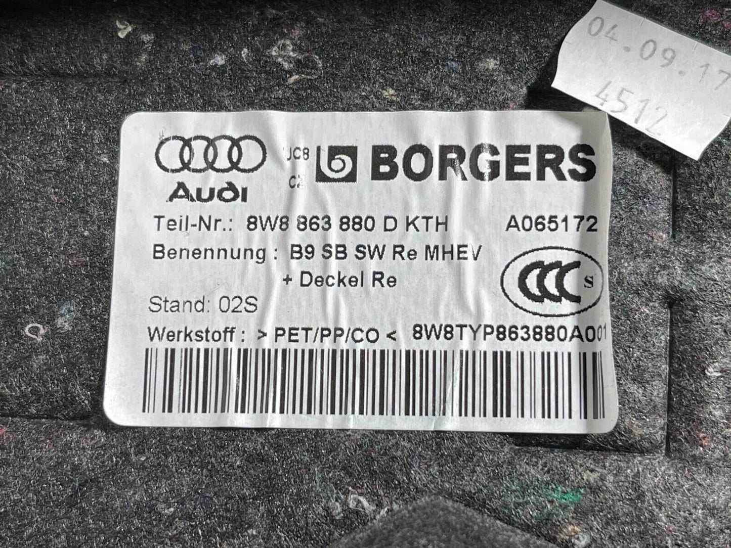 16-23 AUDI A5 F5 SPORTBACK S-LINE BOOT COMPARTMENT PANEL RIGHT 8W8863880D