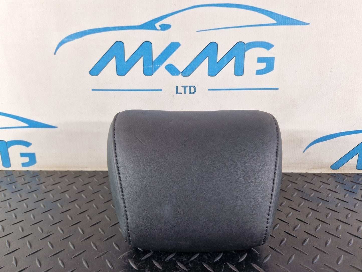10-18 AUDI A7 4G S-LINE REAR SEAT LEATHER HEADREST FITS LEFT & RIGHT