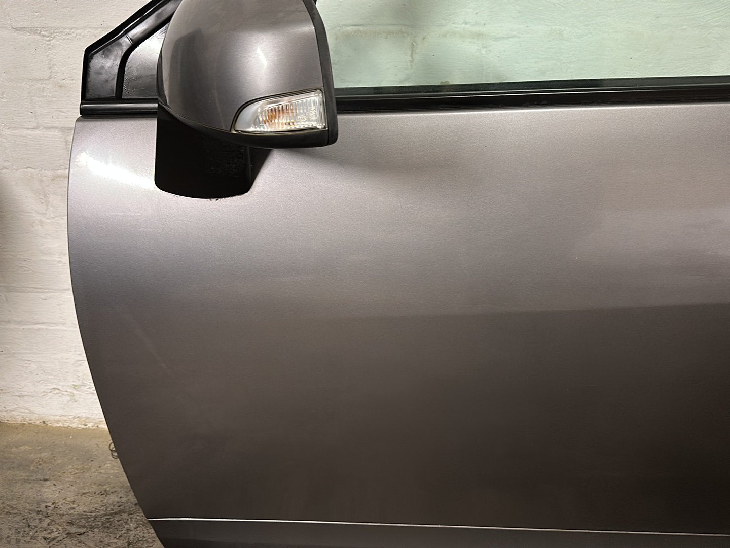 Renault Scenic MK3 (Ph1) (X95) Front Left N/S Complete Door in Grey