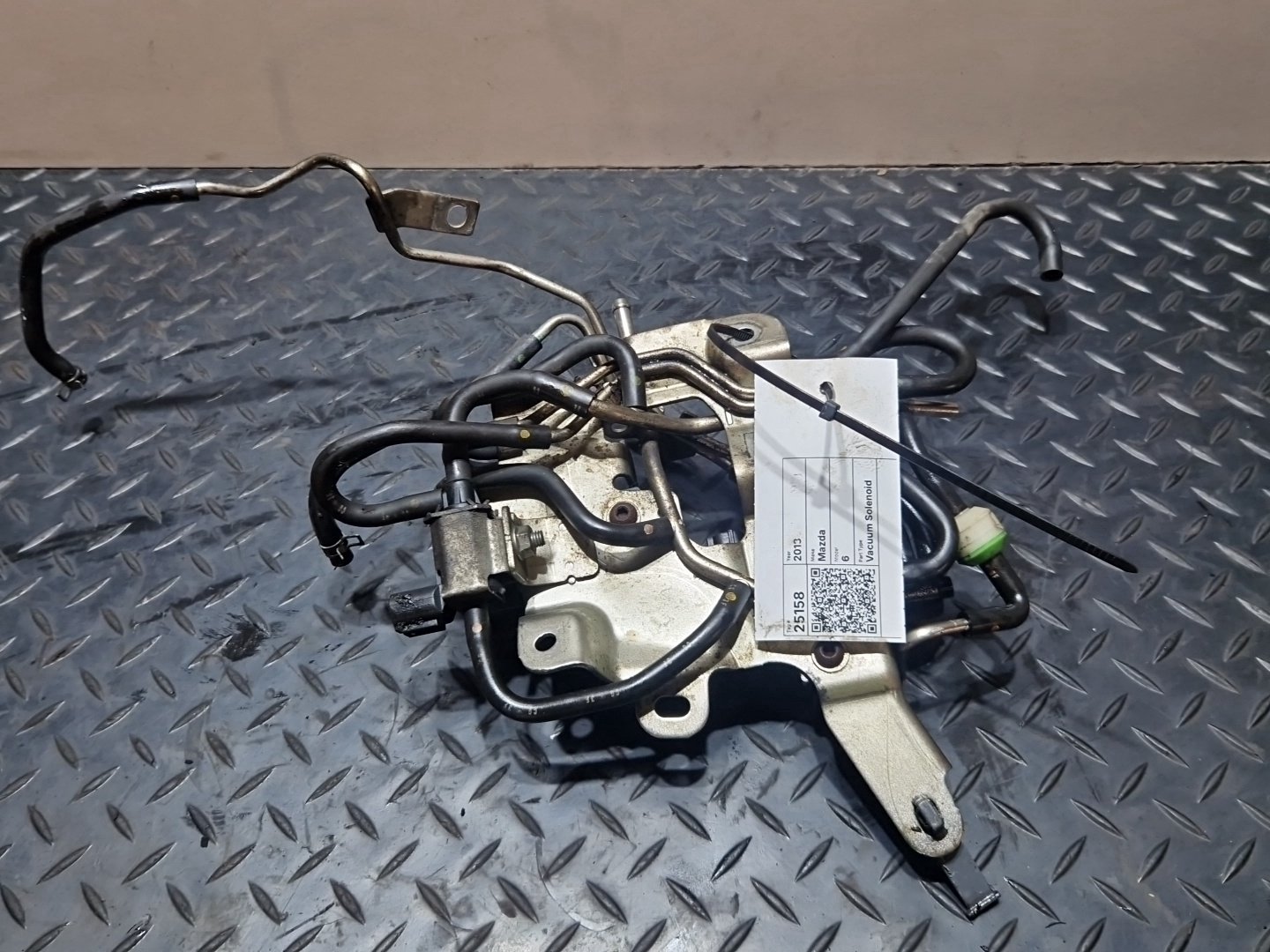 Mazda 6 MK3 GJ Saloon 2.2L Diesel SH3 Genuine Solenoid Pressure Valve SH02-18741