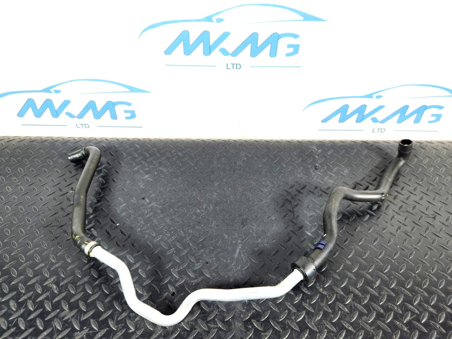 11-19 MERCEDES ML W166 350CDI GENUINE  ENGINE WATER COOLANT PIPE A1668300796
