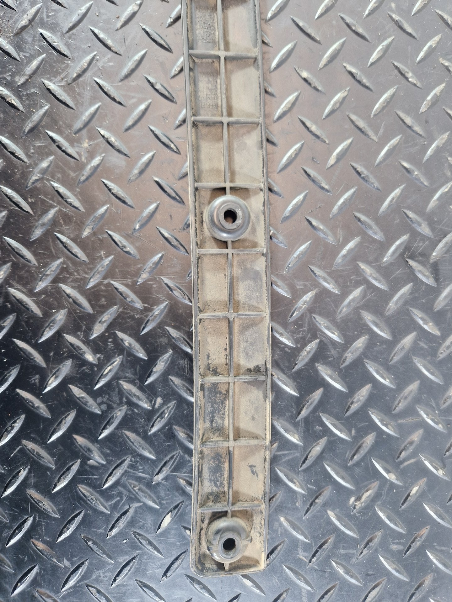 Audi A6 Allroad C7 Genuine Under Run Protective Bar 4G0807110A