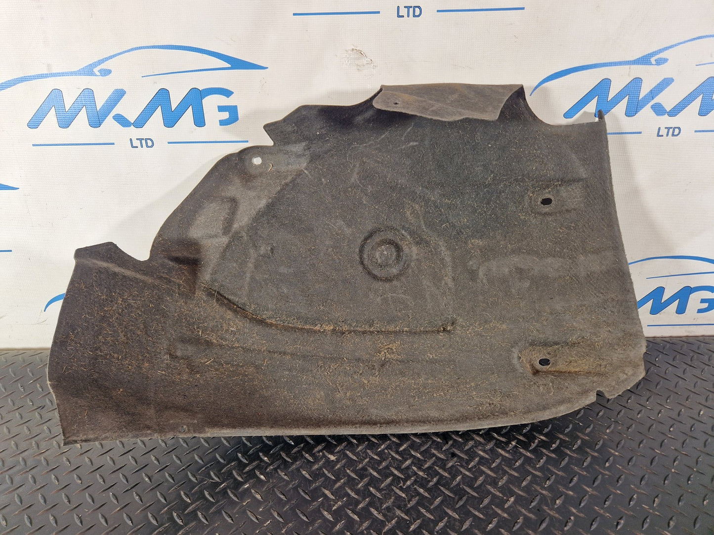 Audi A6 Front Right Wheel Arch Liner 4G0821134D