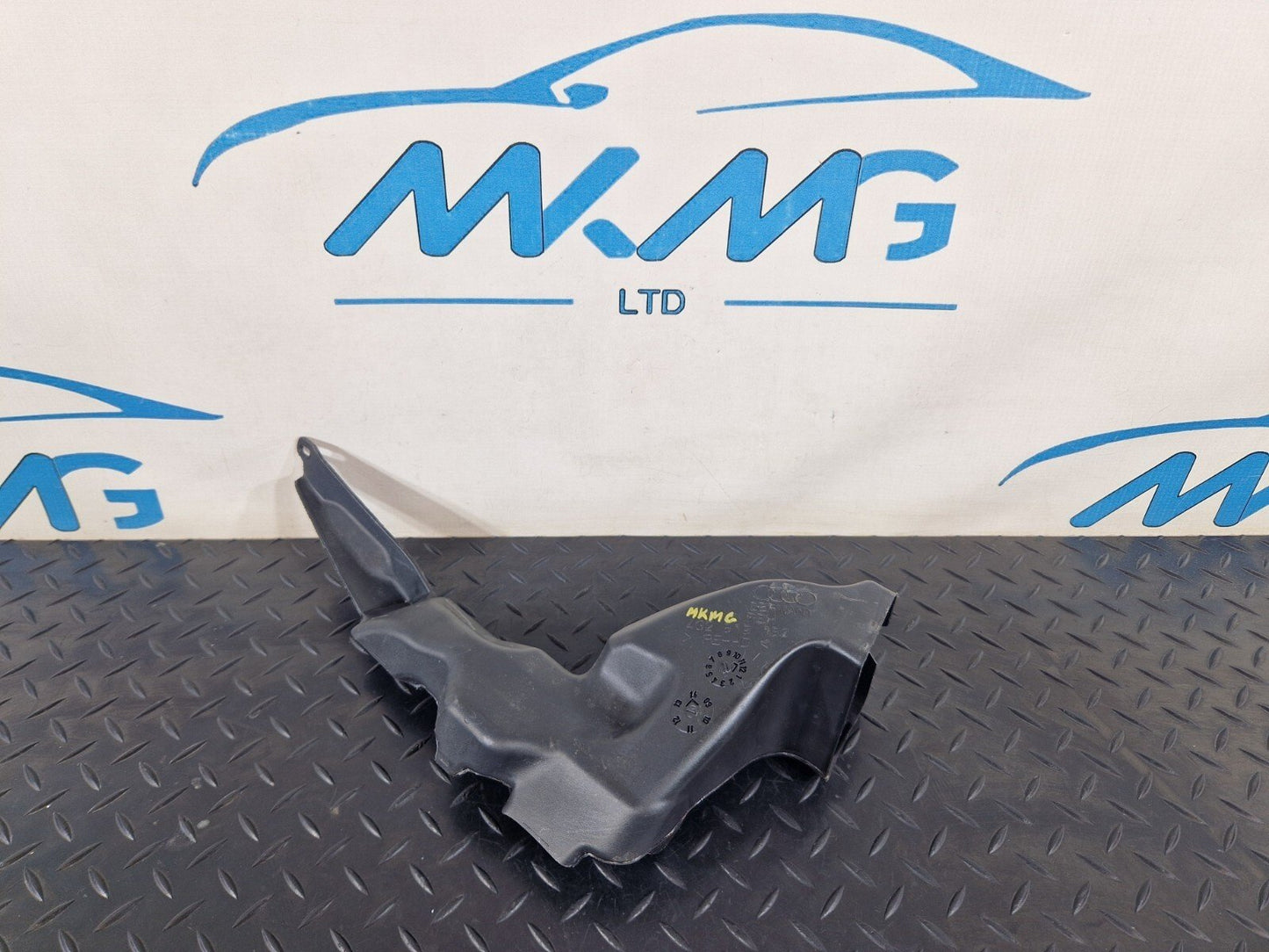 12-18 AUDI A6 C7 GENUINE RIGHT FRONT FOOTWELL VENT AIR DUCTING OUTLET 4G2819152