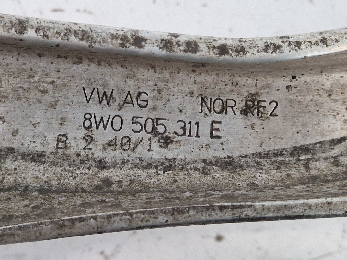 2017 AUDI A5 REAR LEFT OR RIGHT CONTROL ARM 8W0505311