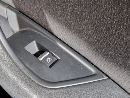 16-19AUDI A4 B9 AVANT/ESTATE GENUINE REAR DRIVER SIDE FABRIC DOOR CARD 8w0867488