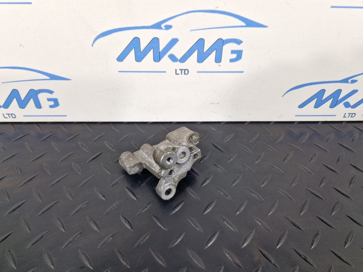 19-ON MERCEDES BENZ B CLASS W247 EXHAUST COOLER BRACKET HOLDER MOUNT A6541420900