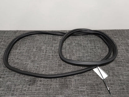 Volkswagen Polo 6R - MK5 Hatchback Genuine Rear Boot Tailgate Seal 6R6827705