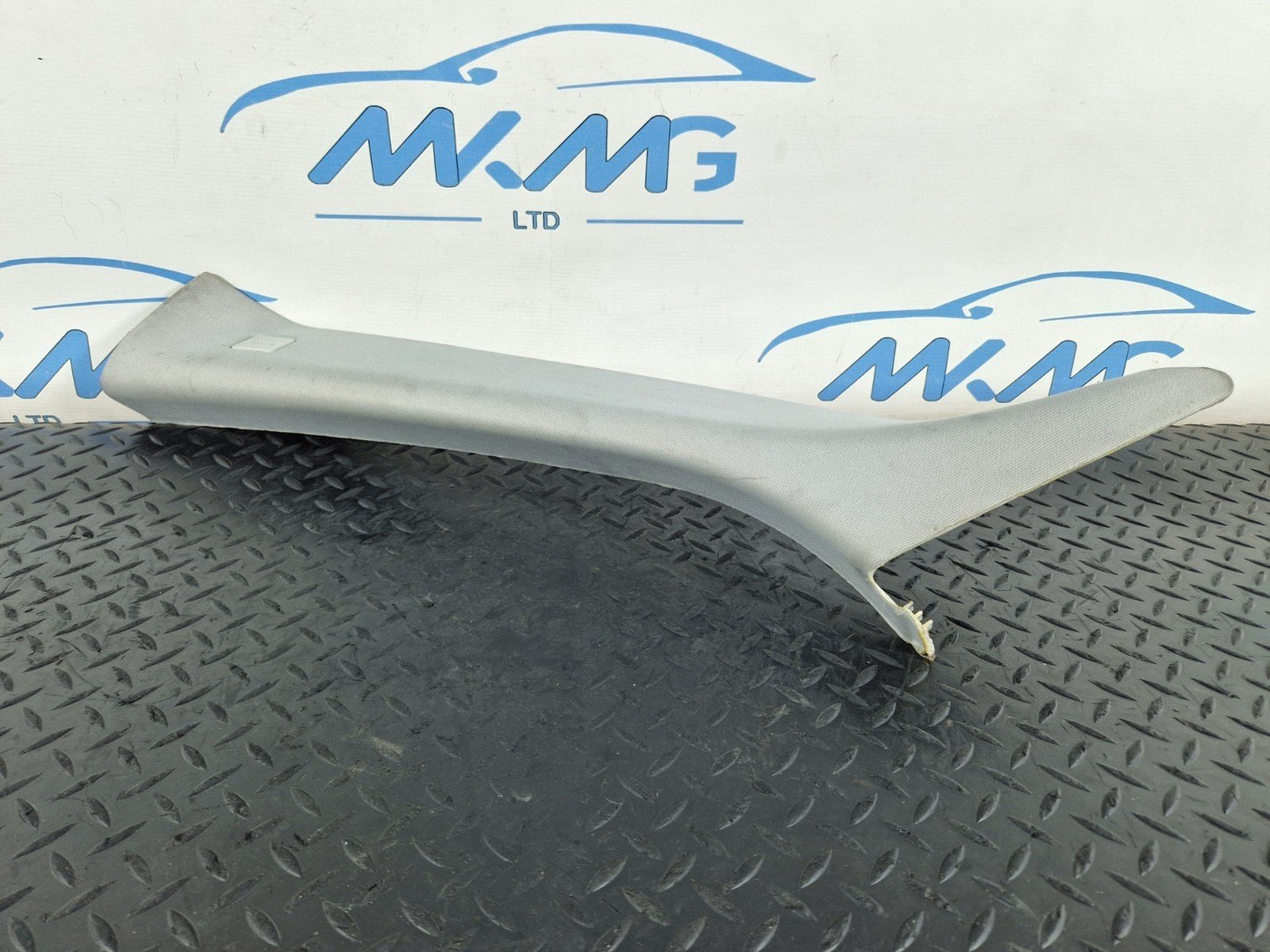 14-19 LAND ROVER L550 DISCOVERY SPORT OEM FRONT LEFT A PILLAR TRIM FK7203511A