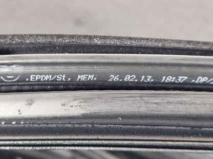 11-18 BMW 6 SERIES F06 FRONT LEFT NSF DOOR RUBBER WEATHER SEAL 7275297