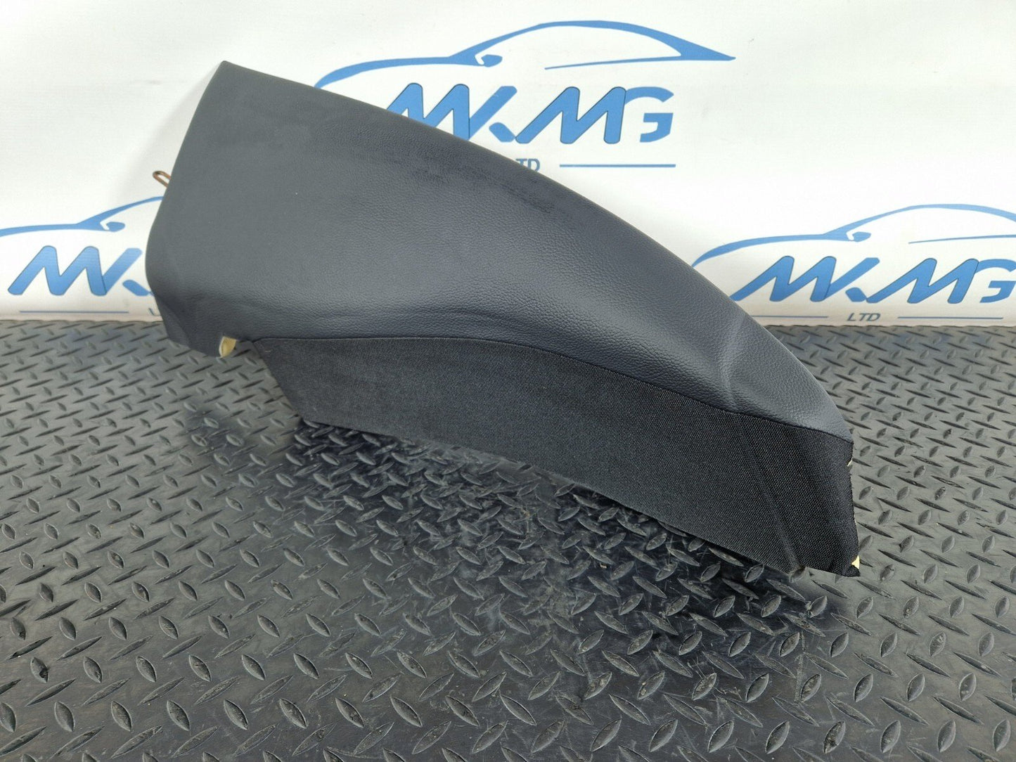14-21 MERCEDES BENZ C200d W205 REAR SEAT BOLSTER PANEL RIGHT SIDE O/S 504251022
