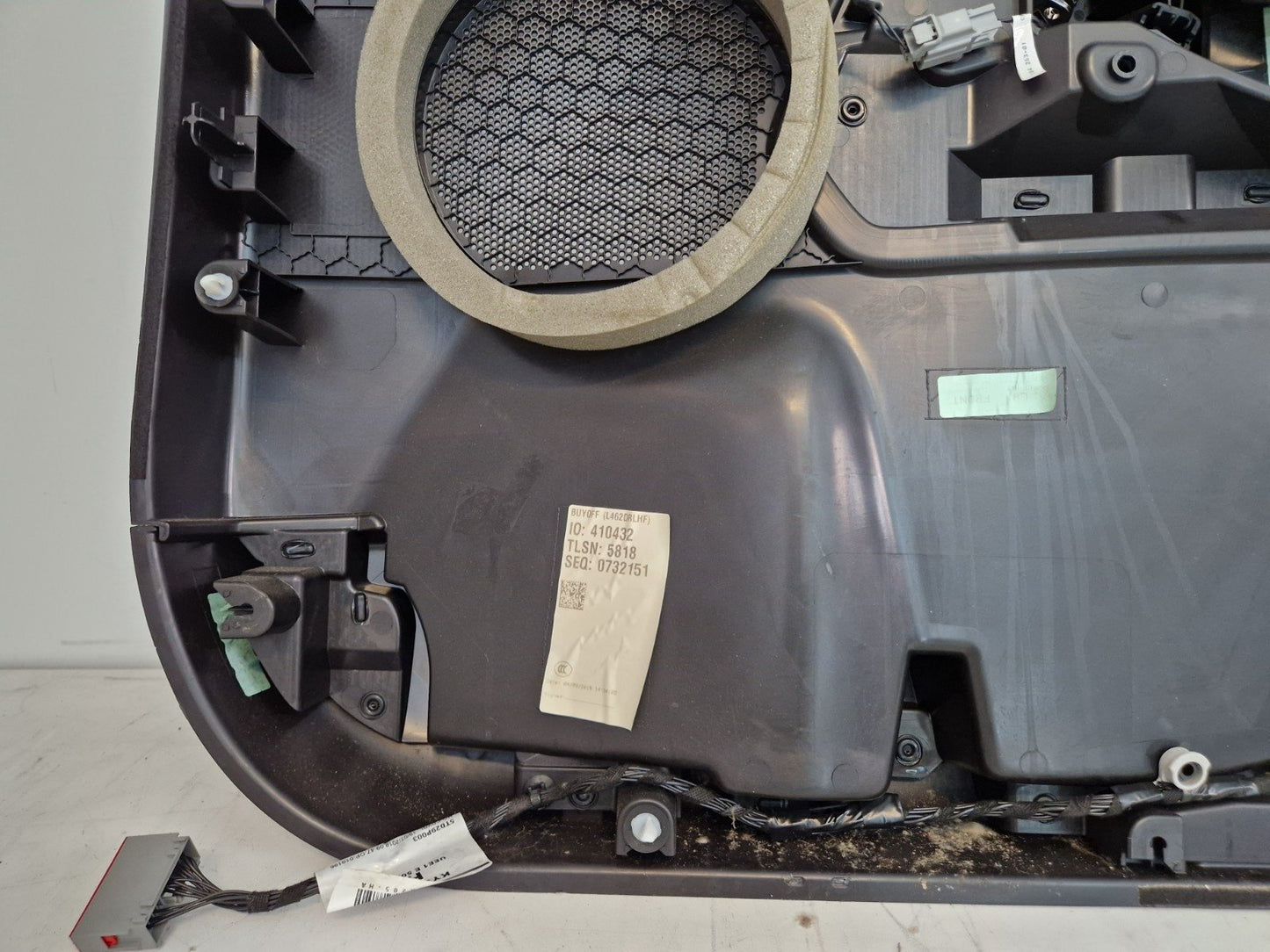 17-ON LAND ROVER DISCOVERY L462 FRONT LEFT SIDE DOOR CARD PANEL KY3214A205