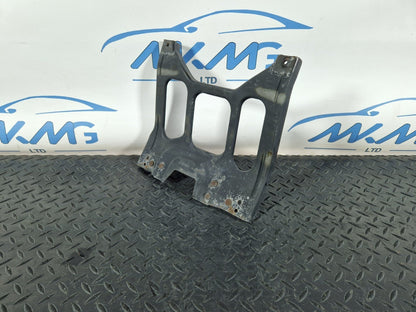 14-23 MERCEDES BENZ VITO W447 FRONT CENTRE SUPPORT BRACKET COWL A4478801003