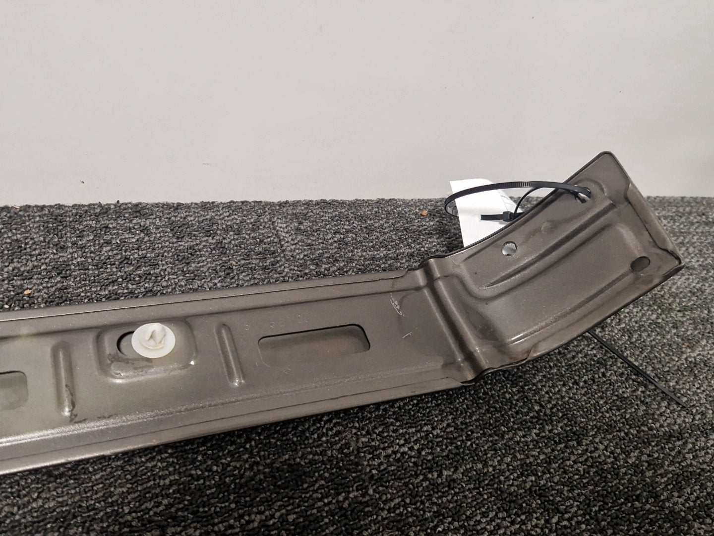 Mercedes-Benz Vito V-Class W447 Left Sliding Door Runner Cover A4476900070
