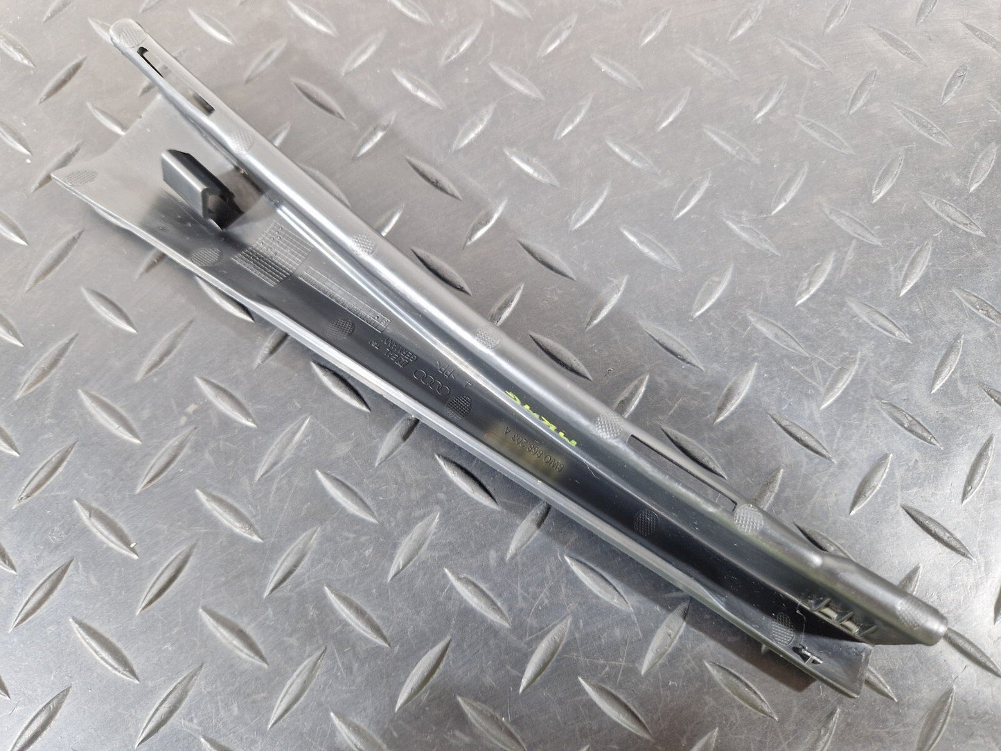 16-19 AUDI A4 B9 GENUINE OEM FRONT LEFT N/S A-PILLAR TRIM COVER 8W0868203A