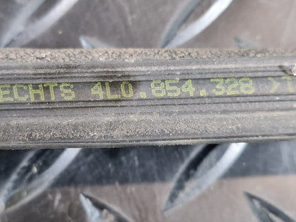 10-15 AUDI Q7 4L FRONT RIGHT O/S WINDSCREEN WINDOW TRIM 4L0854328