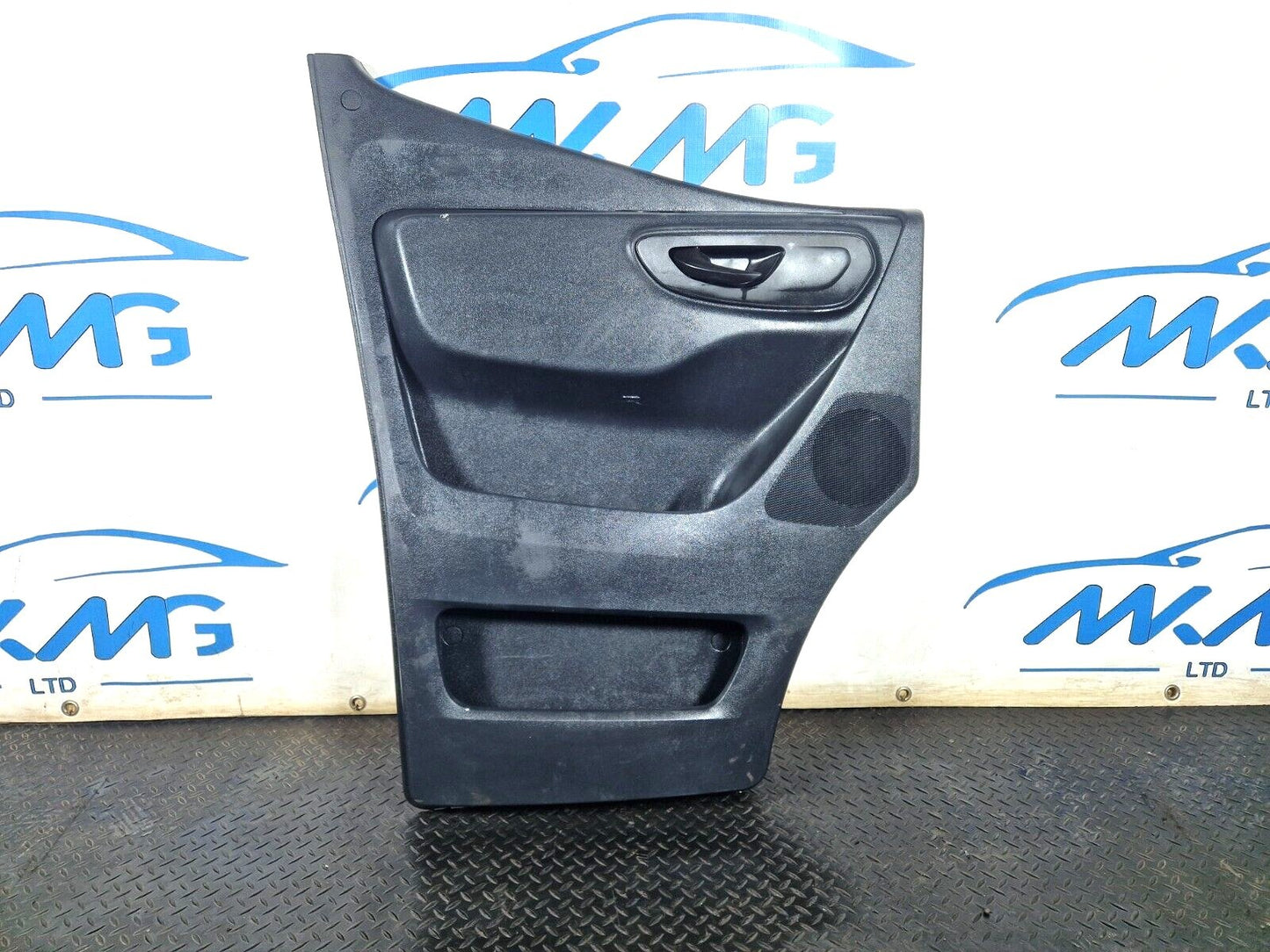 18-ON MERCEDES BENZ SPRINTER W907 W910 FRONT PASSENGER LH DOOR CARD TRIM PANEL