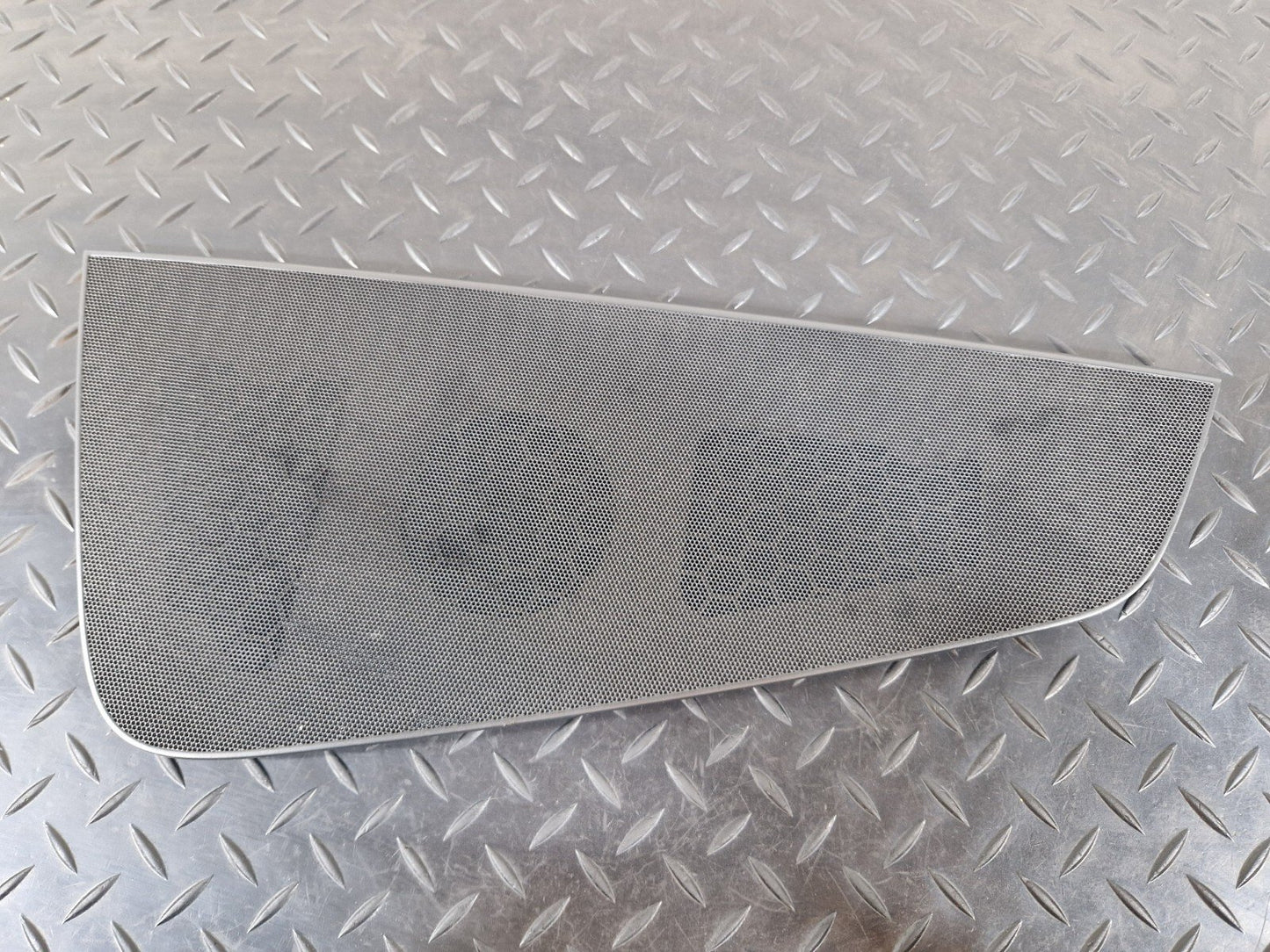 12-17 AUDI Q5 S-LINE GENUINE FRONT DASHBOARD SPEAKER TRIM COVER PANEL 8R2857210
