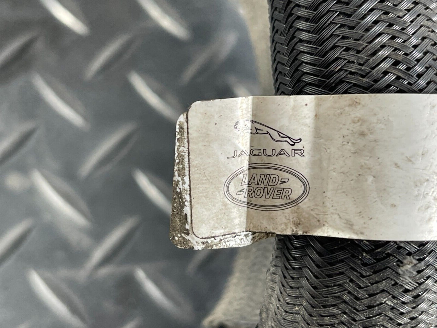 2019-ON  LAND ROVER DISCOVERY L550 COOLANT HOSE PIPE K8D28260AC