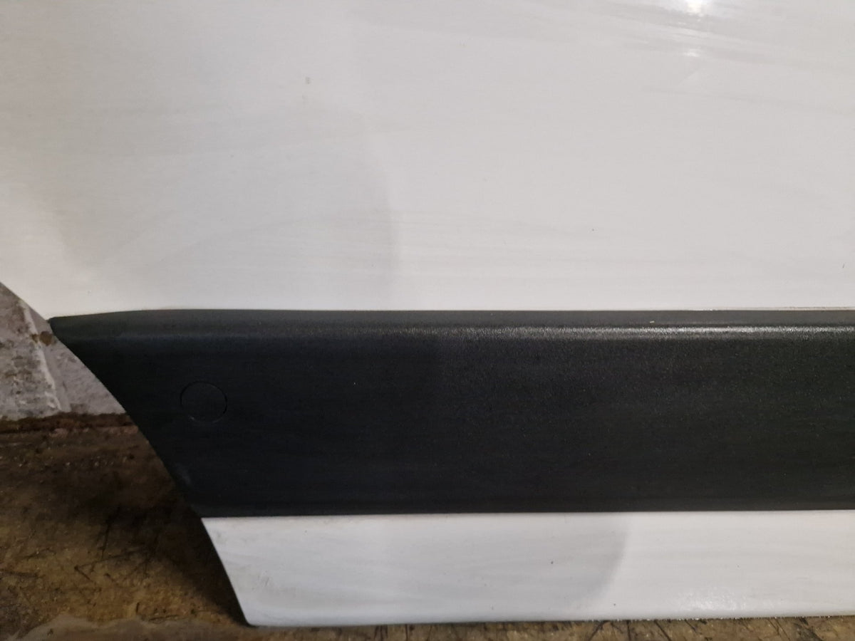 Iveco Daily MK5 Cab & Chassis Front Left N/S Passenger Complete Door in White