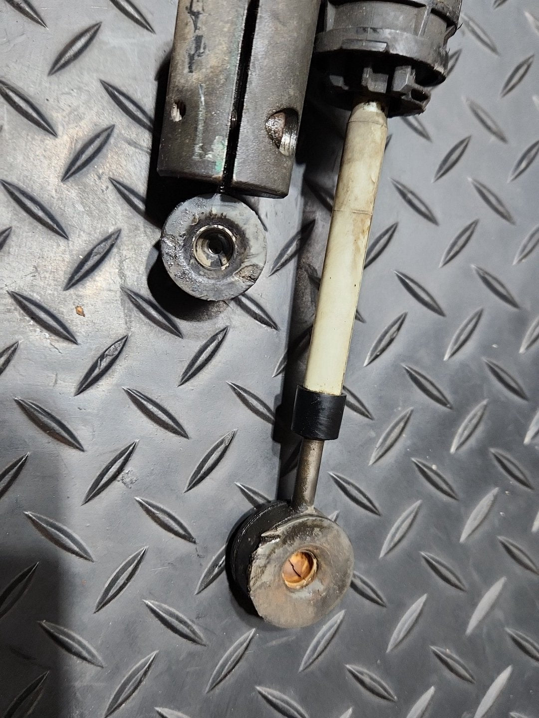 Mercedes-Benz Citan W415 Cargo Van 5 Speed Manual Genuine Gear Linkage