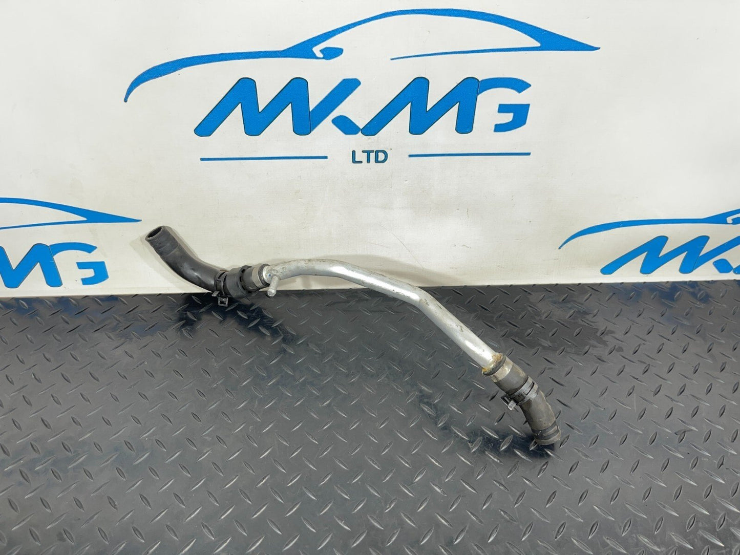 14-21 MERCEDES BENZ C300h W205 GENUINE COOLANT HOSE PIPE A2058303302