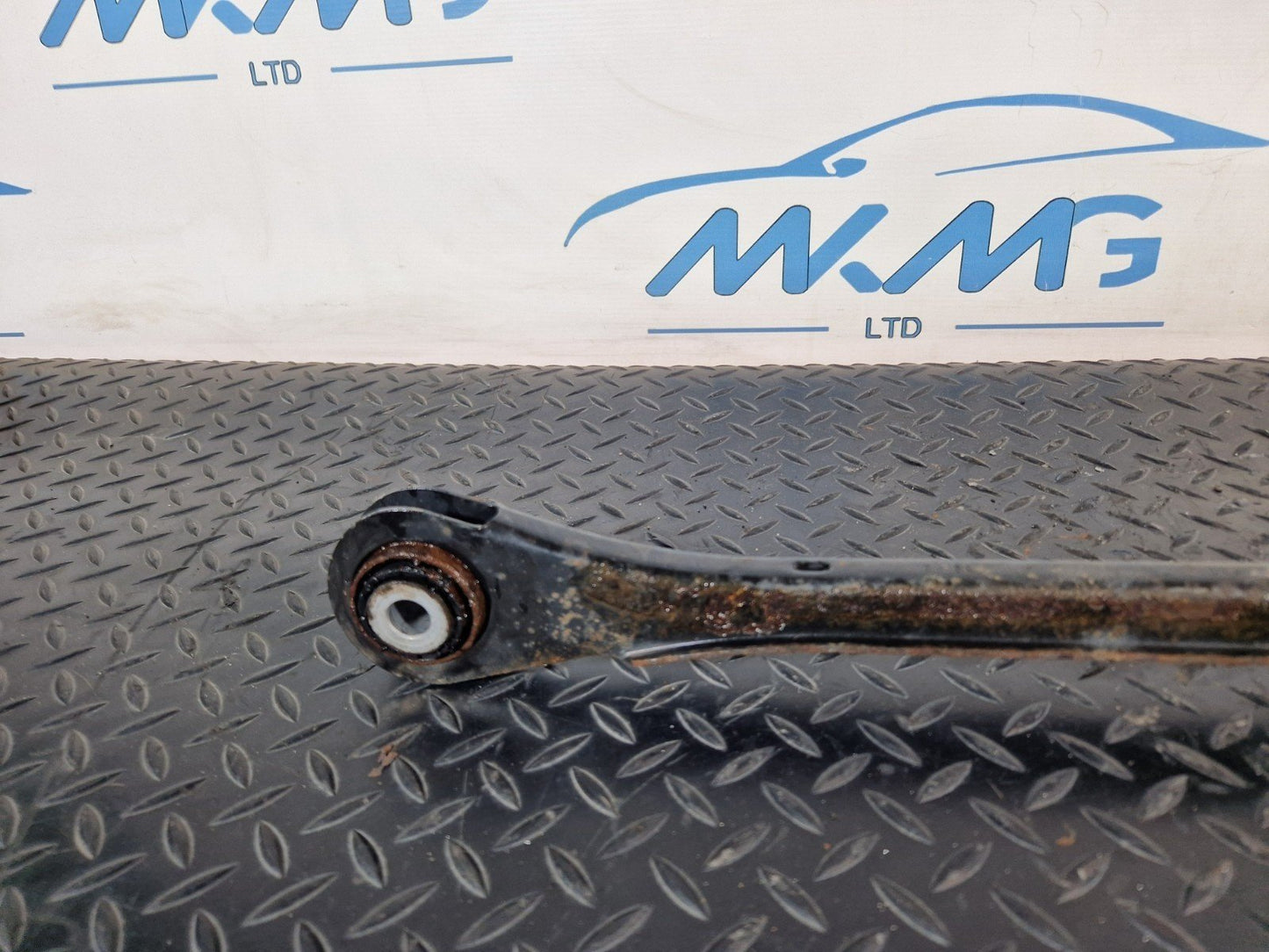 10-18 VW TOUAREG 7P GENUINE REAR LEFT WISHBONE ARM 7P0501529
