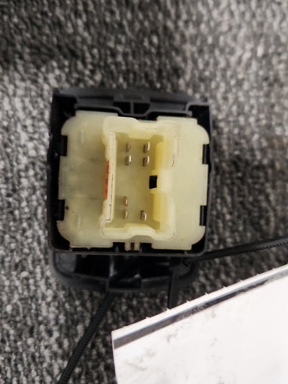 Mercedes-Benz Citan W415 Cargo Van Genuine Front Right Window Switch 254118617R