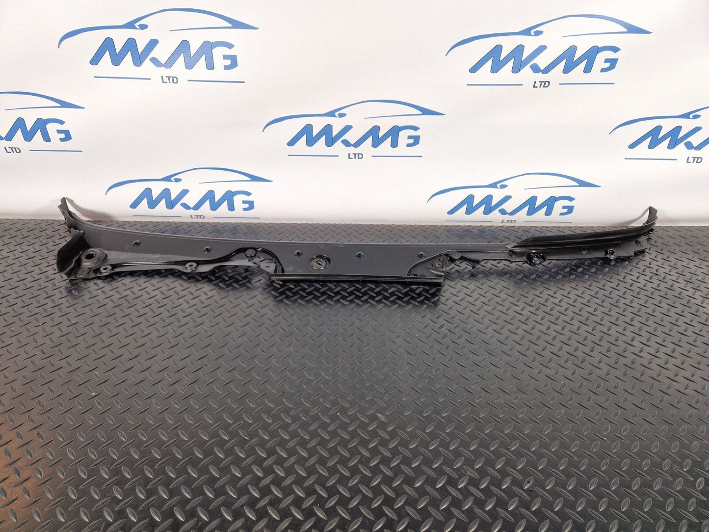 11-18 BMW 6 SERIES F06 WINDSCREEN WINDSHIELD COVER PLATE SCUTTLE TRIM 7227346