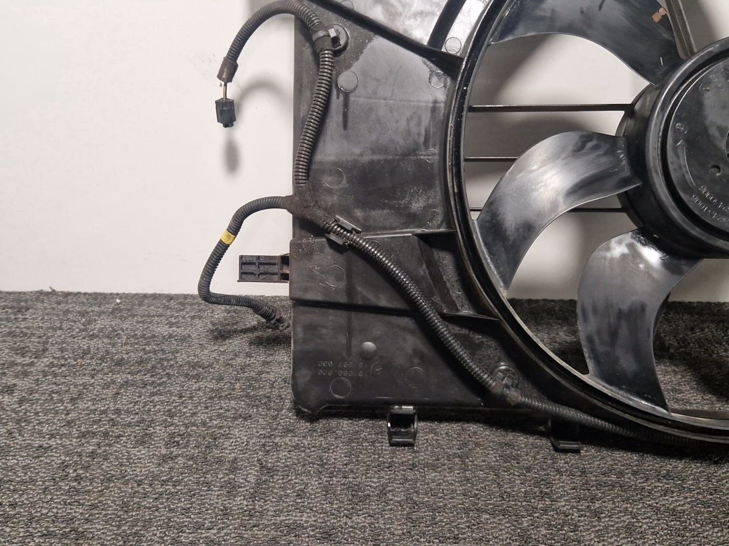 Vauxhall Astra MK6 (J) (A3400) Hatchback Cooling Radiator Fan 13289626 13267630