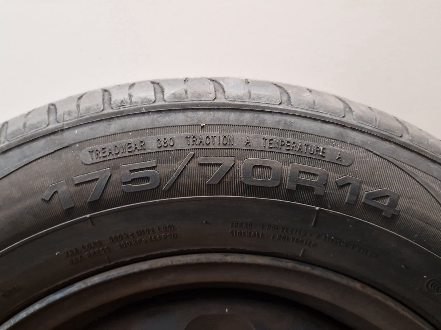 2013 Volkswagen Polo 6R MK5 14" Steel Wheel with Tyre 175/70/14 ~5mm 1J0601027P
