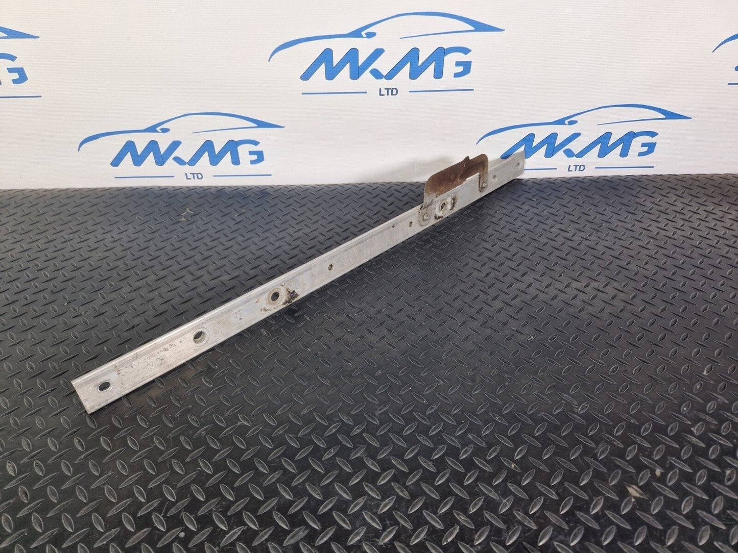 14-21 MERCEDES-BENZ C-CLASS C250D W205 OEM REAR TUNNEL BEAM BAR A2056190725