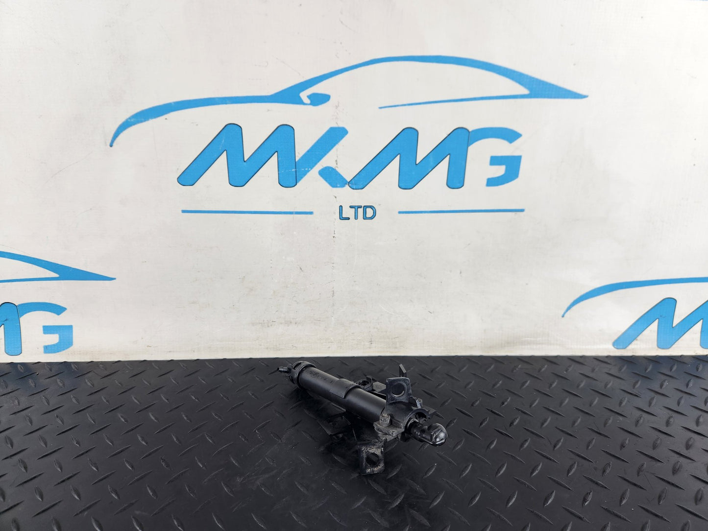 12-18 Range Rover Evoque L538 Left Headlight Washer Nozzle BJ3213C153CA