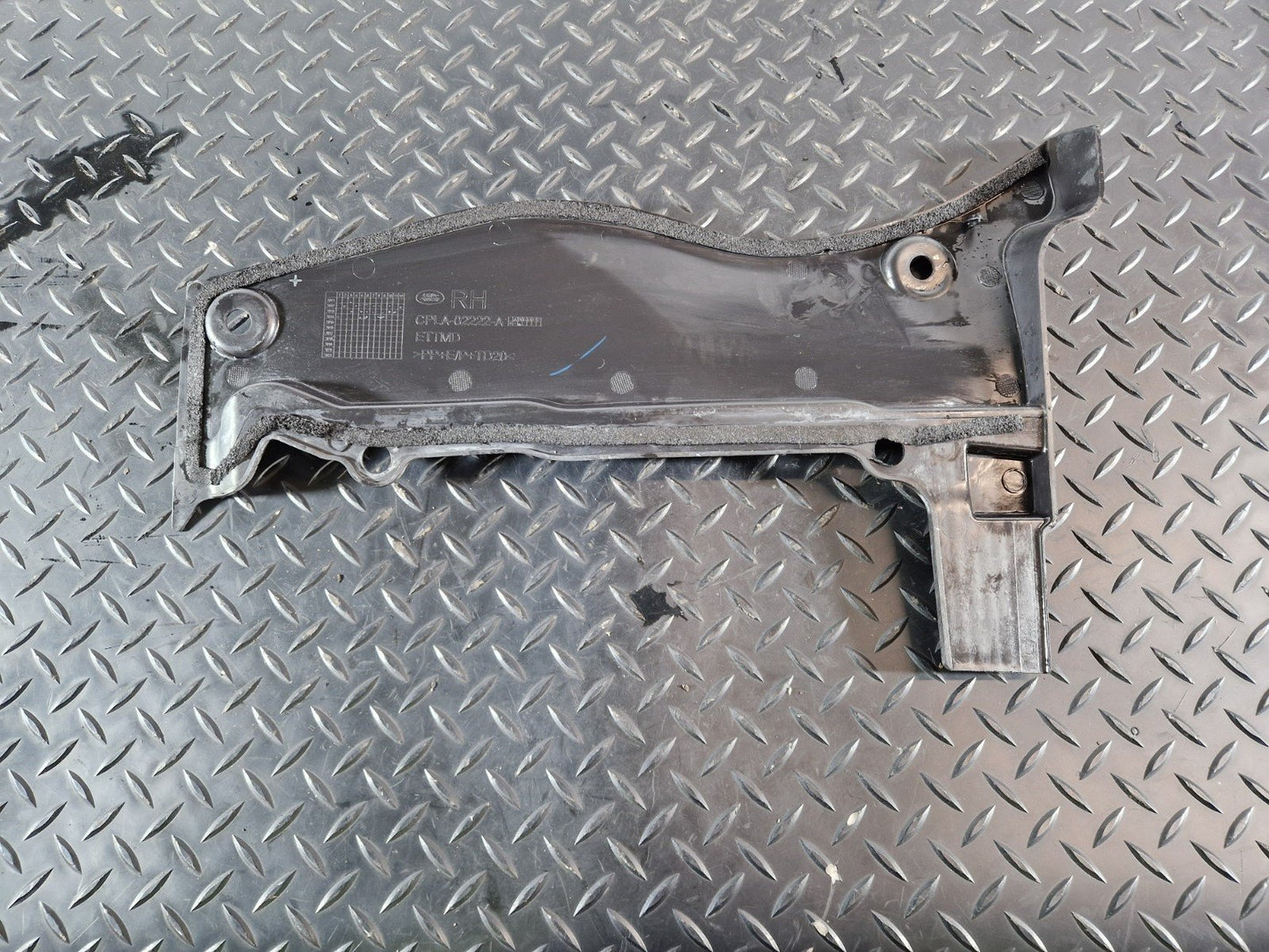 13-23 RANGE ROVER SPORT L494 RIGHT O/S UNDER BONNET TRIM COVER CPLA-02222-A