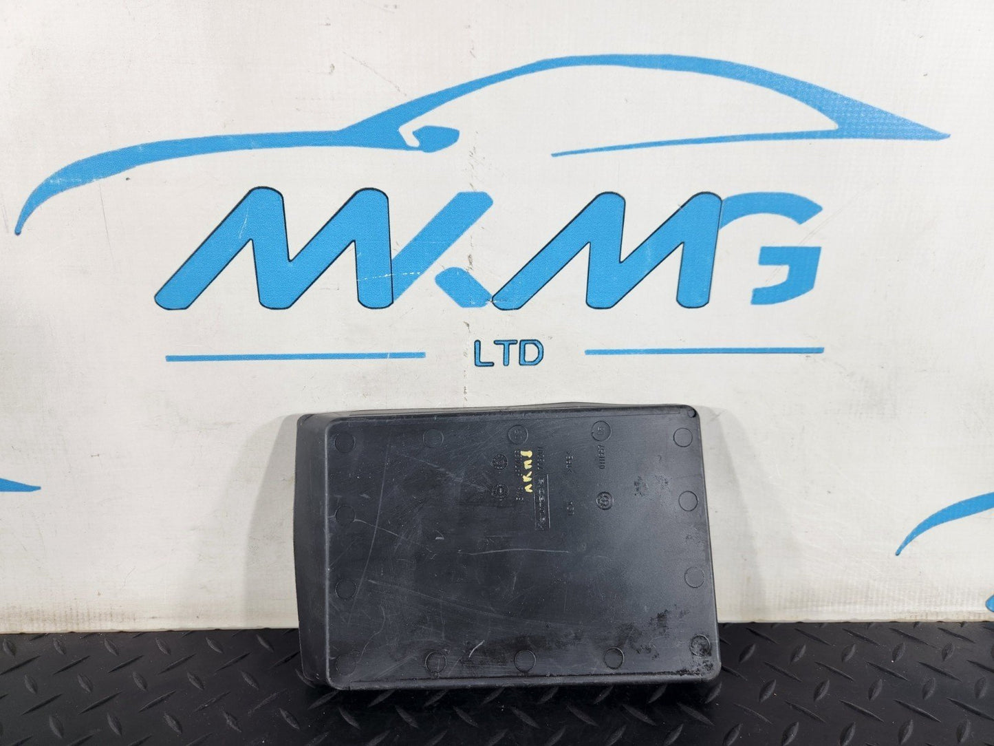 BMW X5 CENTRE CONSOLE STORAGE COMPARTMENT RUBBER INSERT MAT 6971035 E70
