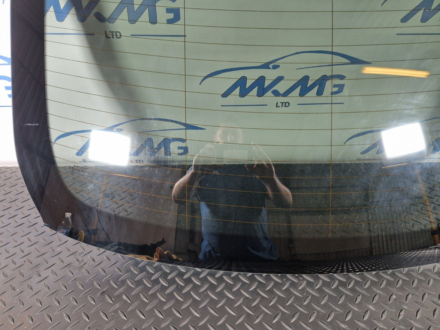 20-ON BMW 2 SERIES GRAN COUPE M-SPORT F44 GENUINE REAR GLASS 7477424