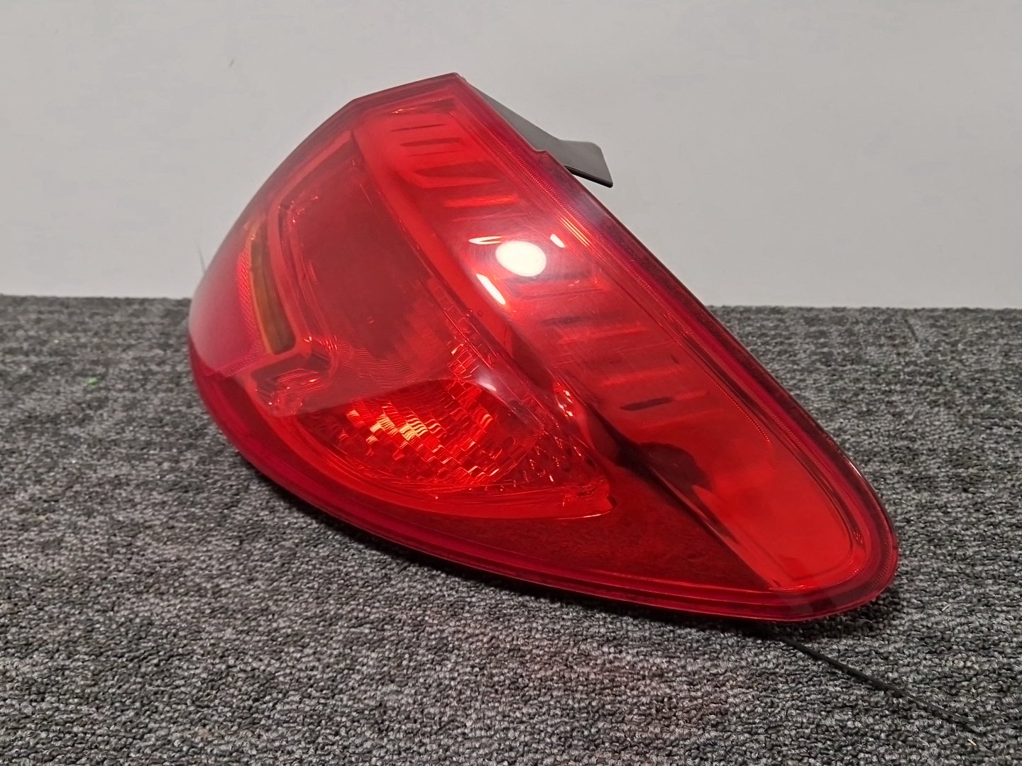 2013 Vauxhall Meriva MK2 (B) (4470) Genuine Rear Right O/S Outer Tail Light