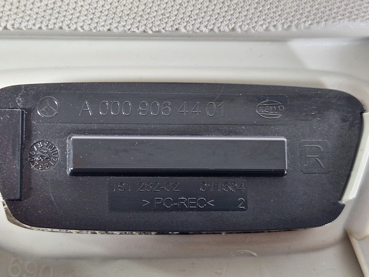 14-21 MERCEDES BENZ C200d W205 D PILLAR TRIM DRIVER SIDE A2056908203